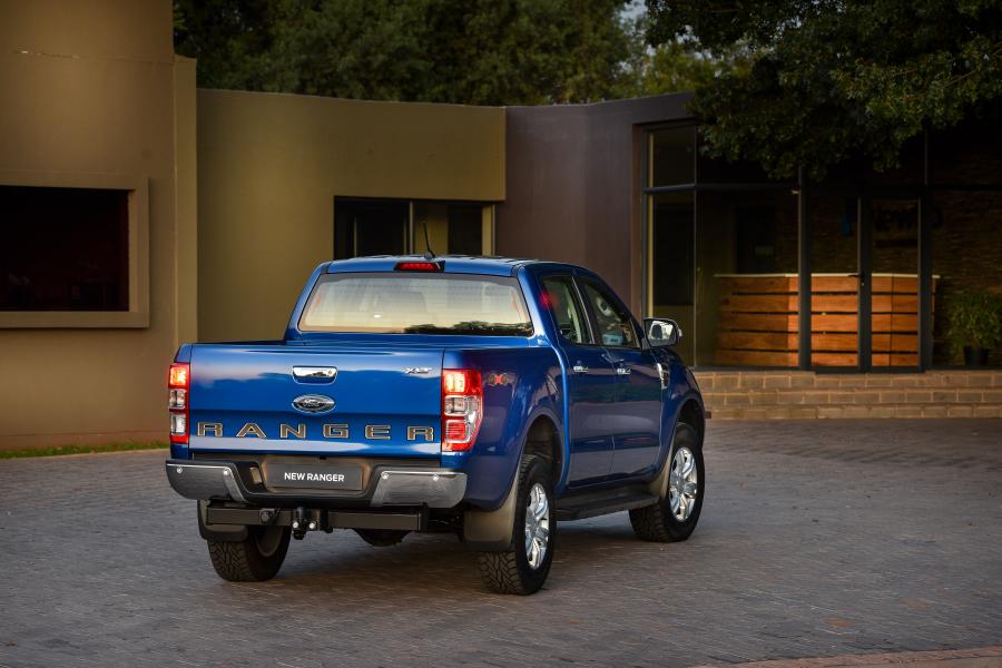  Ford Ranger XLT Double Cab 2019 года  (ZA) (фото 27 из 40)